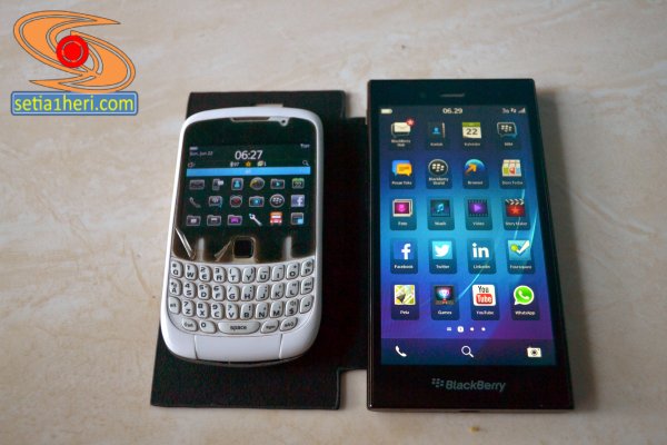 blackberry curve 9300 dan Z3