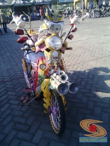 kopdar motor antik club indonesia di gresik 2014 (3)