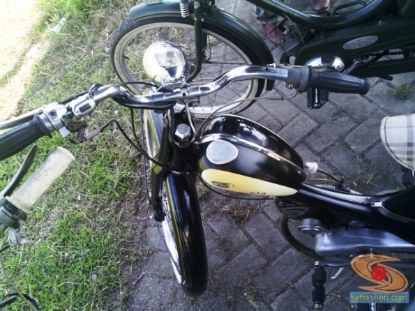 kopdar motor antik club indonesia di gresik 2014 (8)