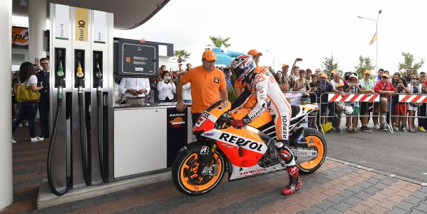 Marc Marquez refuels in Corpolo (Italy), on the road to Misano 2014