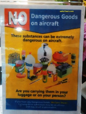 larangan membawa barang-barang berbahaya di pesawat